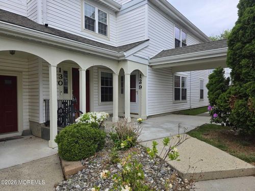 129 Tulip Ln, Freehold, NJ, 07728-4091 | Card Image