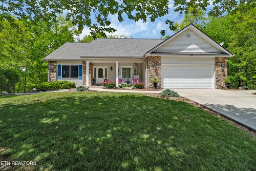 126 Mariners Dr, Crossville, TN, 38558-2715 | Card Image