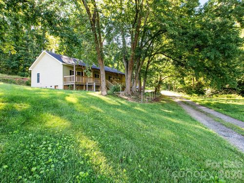 35 Cedar Farm Road, Asheville, NC, 28803 | Card Image