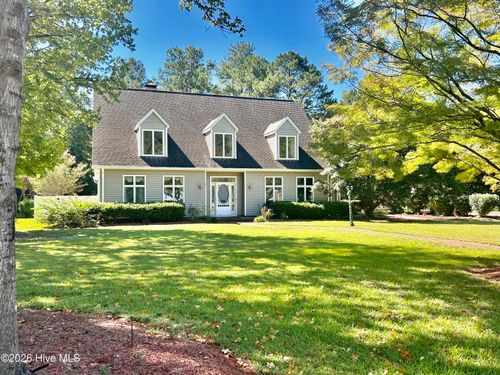 501 Montrose Ln, Laurinburg, NC, 28352-5515 | Card Image