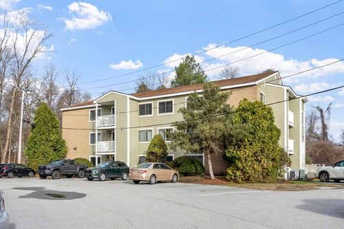 unit-36-4 Bridgeview Cir, Tyngsboro, MA, 01879-2054 | Card Image