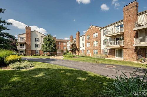 211-12929 Portulaca Drive, St Louis, MO, 63146 | Card Image