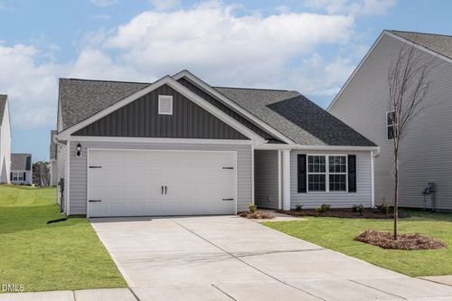 12 Crow Field St, Roxboro, NC, 27574-5533 | Card Image