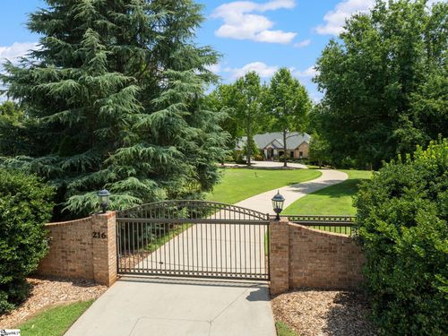 216 Bruce Farm Rd, Simpsonville, SC, 29681-4209 | Card Image