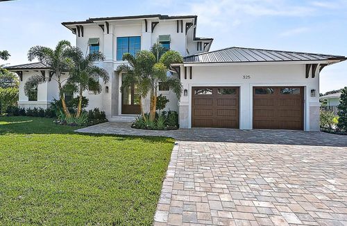 325 Fairway N, Tequesta, FL, 33469-1958 | Card Image