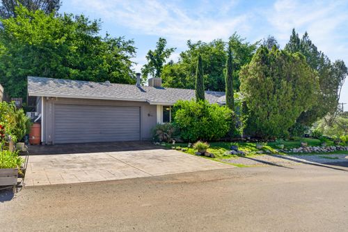 1391 Rouge Rd, Shasta Lake, CA, 96019-9530 | Card Image