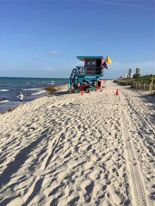 apt-19-8340 Crespi Blvd, Miami Beach, FL, 33141-1322 | Card Image