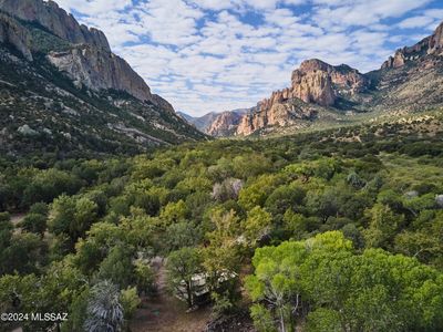 Outdoor Drone canyon | Image 1