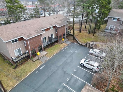 10-10 Stoneybrook Crt, Halifax, NS, B3M3L1 | Card Image