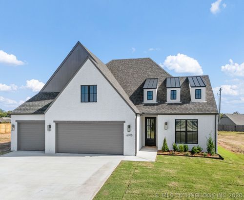 6705 S Fir Ave, Broken Arrow, OK, 74011-7853 | Card Image