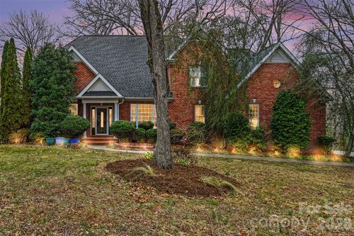 287 Heritage Blvd, Fort Mill, SC, 29715-8917 | Card Image