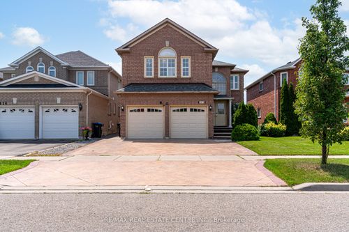 bsmt-5418 Loonlake Ave, Mississauga, ON, L5V2E1 | Card Image