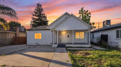 2335 E Washington Street, Stockton, CA, 95205 | Card Image