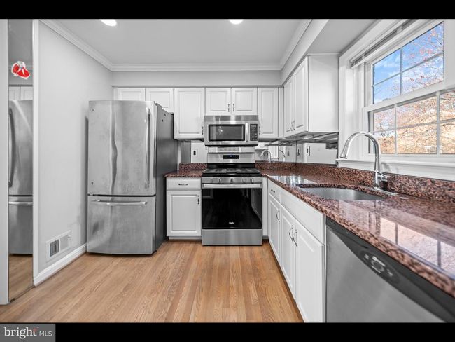 1609 Dunterry Pl, Townhouse with 3 bedrooms, 4 bathrooms and null parking in MCLEAN VA | Image 11