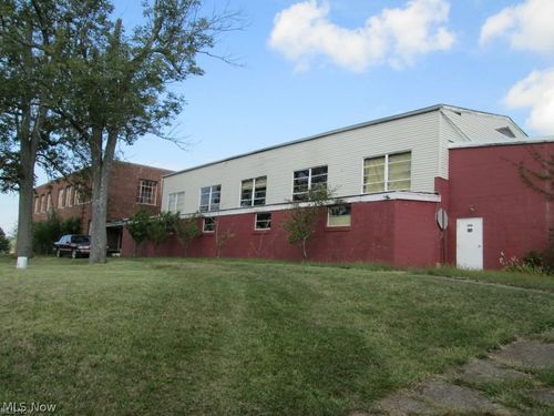 806 Green St, Sarahsville, OH, 43779-9775 | Card Image