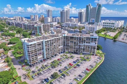 818-200 Leslie Drive, Hallandale Beach, FL, 33009 | Card Image