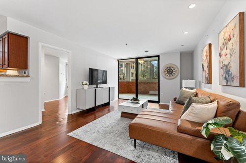 103-1001 N Vermont St, ARLINGTON, VA, 22201-4764 | Card Image