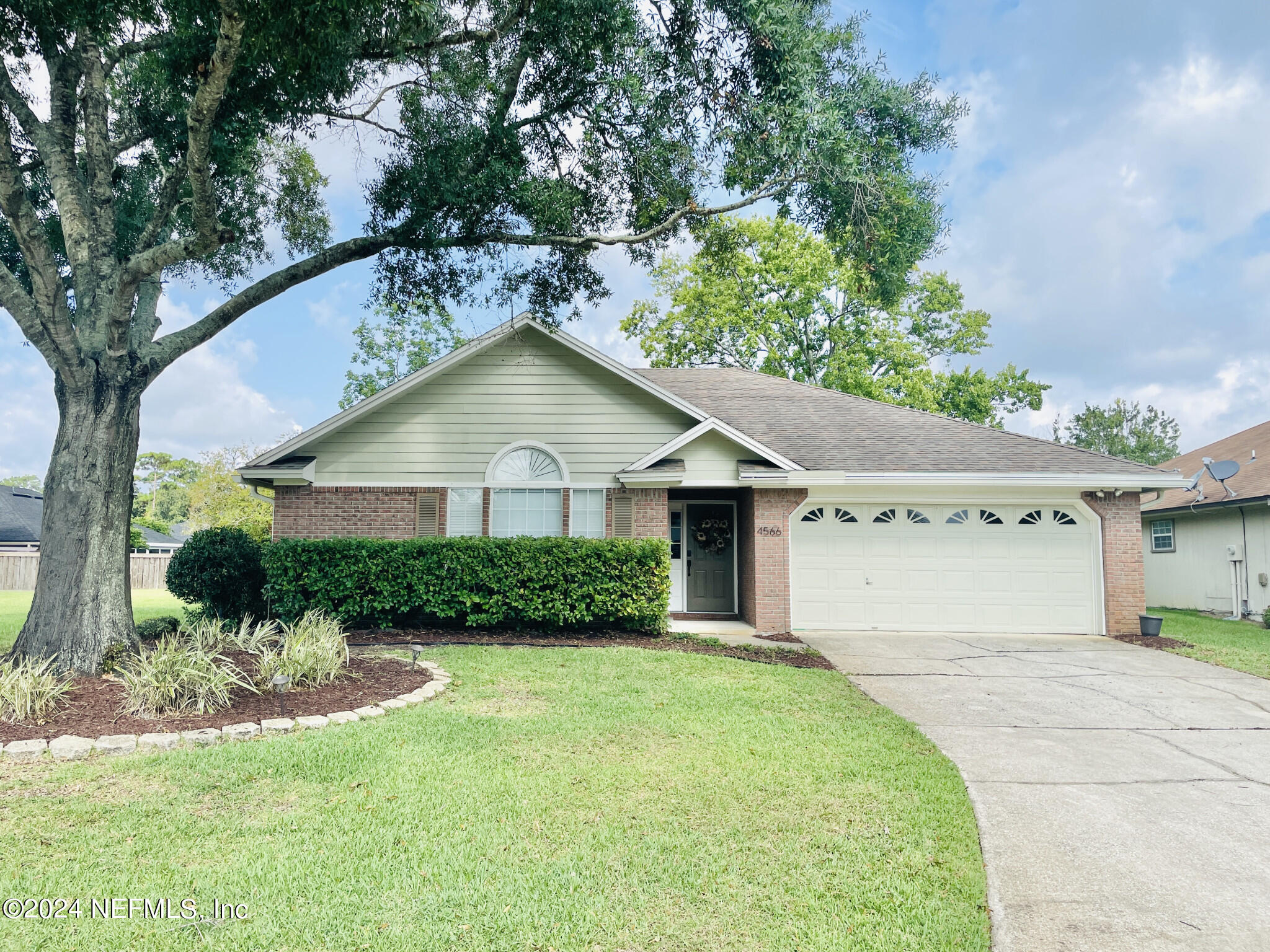 Pebble Brook Dr, Jacksonville, FL 32224