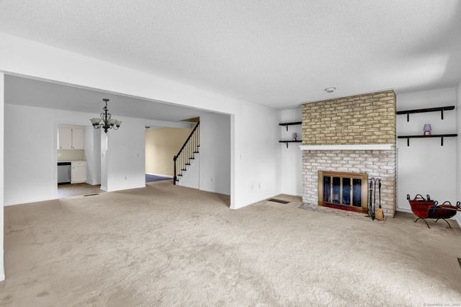 207 - 207 Summer Hill Dr, Condo with 2 bedrooms, 3 bathrooms and null parking in South Windsor CT | Image 8