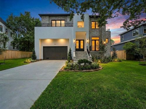 1127 Wynnwood Ln, Houston, TX, 77008-3453 | Card Image
