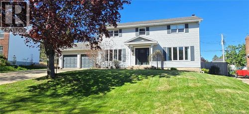 6 Braden St, Riverview, NB, E1B4Y8 | Card Image