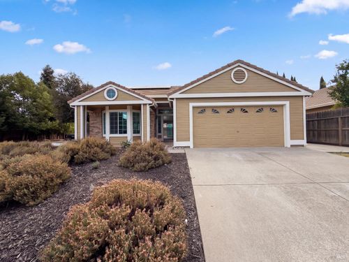 1865 Dorris Court, Dixon, CA, 95620 | Card Image