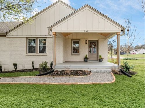 2910 Simmons Ave, Nashville, TN, 37211-2423 | Card Image
