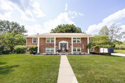 1700 Saint Andrews Dr, O Fallon, IL, 62269-2946 | Card Image