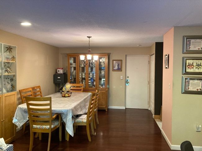 APT-18 - 2 Summit Dr, Condo with 1 bedrooms, 1 bathrooms and null parking in Reading MA | Image 4