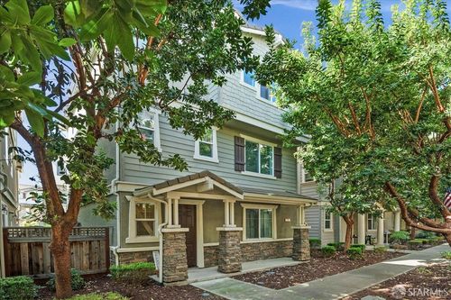 79 Middleton Pl, Hayward, CA, 94544-8280 | Card Image