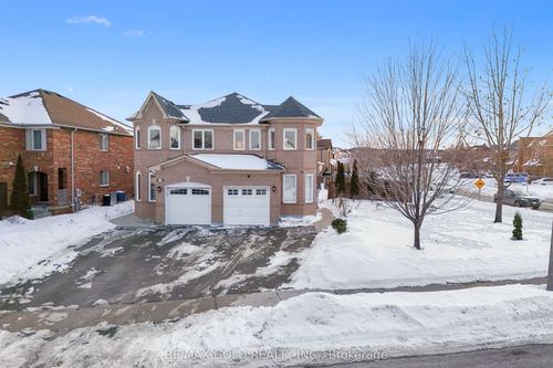 184 Mountainberry Rd, Brampton, ON, L6R2L2 | Card Image