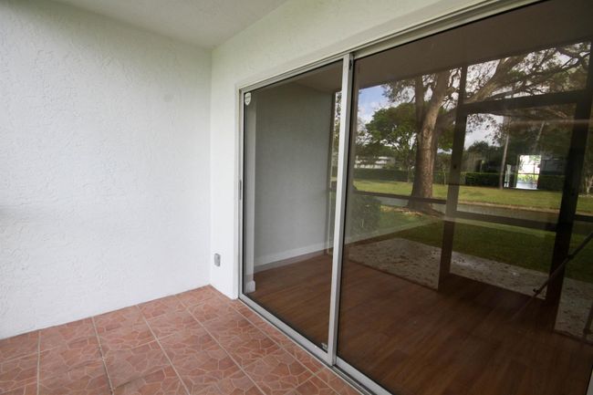 APT-101 - 2230 N Cypress Bend Dr, Condo with 2 bedrooms, 2 bathrooms and null parking in Pompano Beach FL | Image 21