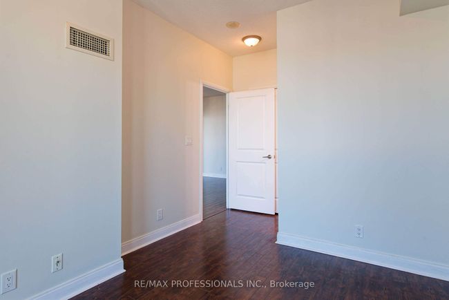 2806 - 80 Absolute Ave, Condo with 2 bedrooms, 2 bathrooms and null parking in Mississauga ON | Image 17