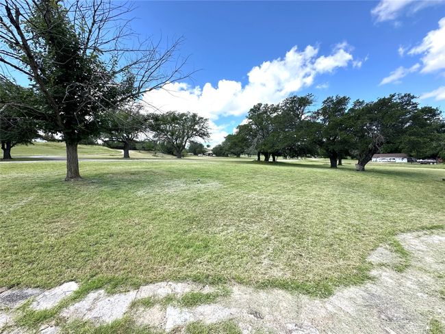 500 Apache Trl, House other with 3 bedrooms, 3 bathrooms and null parking in Comanche TX | Image 8