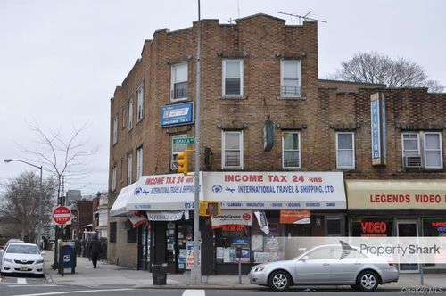 17320 Jamaica Avenue, New York, NY, 11432 | Card Image