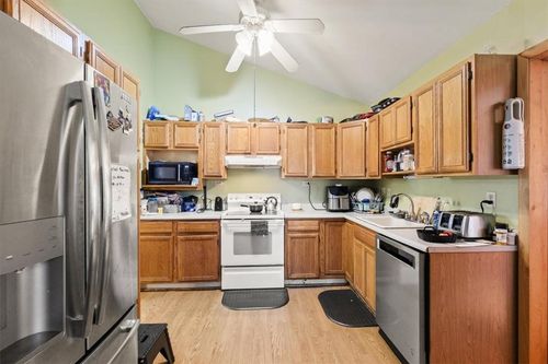 223 Highland Ave, Marlboro, NY, 12542-6031 | Card Image