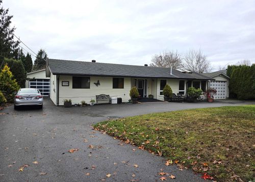 3319 275 St, Aldergrove, BC, V4W3J3 | Card Image
