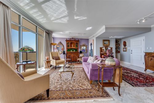 apt-1201-6211 W Northwest Hwy, Dallas, TX, 75225-3425 | Card Image