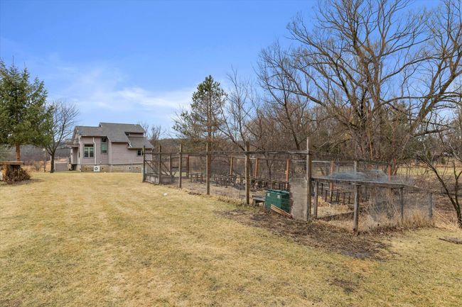 1646 N Friess Lake Dr, House other with 3 bedrooms, 2 bathrooms and null parking in Hubertus WI | Image 27
