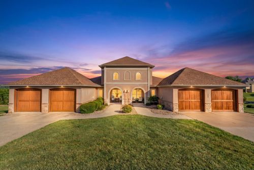 137 N Tuscany Dr, Hollister, MO, 65672-7100 | Card Image