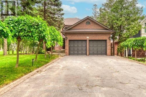 67 Cudmore Road, Oakville (BR Bronte), ON, L6L2Y4 | Card Image