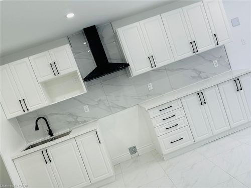 lower-26 Scarletwood St, Stoney Creek, ON, L8J0K8 | Card Image