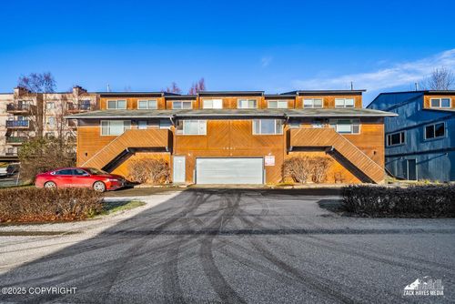 apt-3-1421 E 17th Ave, Anchorage, AK, 99501-5662 | Card Image