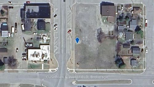 {{alt}} | Card Image