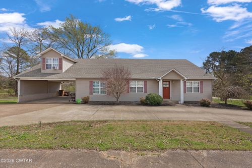 296 N Broad St, Lexington, TN, 38351-1673 | Card Image