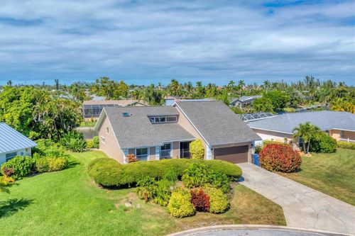 4704 Coral Lake Dr, Bradenton, FL, 34210-2217 | Card Image