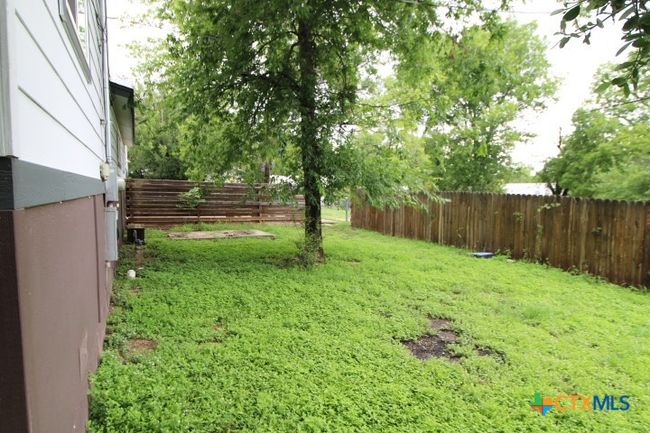 203 Spring St, House other with 4 bedrooms, 3 bathrooms and null parking in Lampasas TX | Image 32