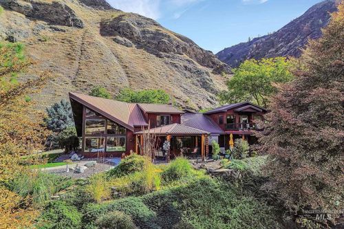 64 River Front Rd, Lucile, ID, 83542-5012 | Card Image