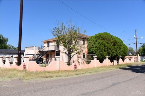 90 S Eagle Street, Roma, TX, 78584 | Card Image