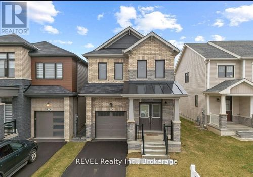 lower-16 Concord Dr, Thorold, ON, L2V0K9 | Card Image